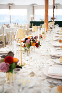 Riverside-yacht-club-tented-summer-wedding-amy-champagne-events-3