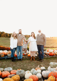 family mini engagement couple wedding christmas spring fall sessions maternity photographer wedding photography stuarts draft waynesboro charlottesville staunton37