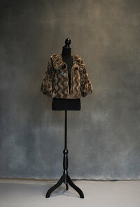 sarasota-photographer-studio-wardrobe-113