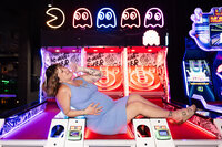 Maternity Photos at an Arcade.Dave and Busters Maternity Photos.CaitlynCloudPhotography18