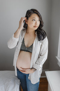 Toronto Maternity Portraits at home