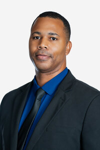 Dallas Fort Worth Headshot Photographer traditonal lifestyle on location in studio lightly photography-00007