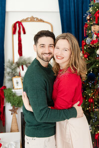 Gallery-2025_12-07 Christmas Minis Yaneris 49-MSP-MSuarezPhotography