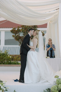 Coronado-Island-Hotel-Del-Coronado-Wedding-Alyssa-and-Logan-by-The-Delacastros-128