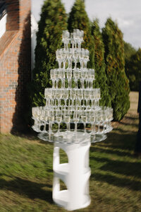champagne tower at connecticut wedding 