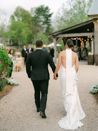 Big Spring Farm Wedding Photographer Kristen Weaver Photography VA Wedding Worldwide Wedding Editorial Fashion Chic Clean Film-1296