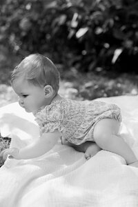 Boston Family Photographer. Boston Family Session. Beacon Hill Family Session. Summer Family Session. New England Family Photographer. Deborah Zoe Photography. Summer family session. Newborn photographer. Boston Newborn Photographer. Boston Portrait Photographer.