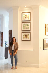 3 square frame gallery family photos session in miami