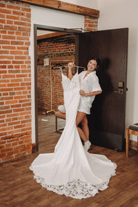 Quad Cities Wedding Venue | Healy Hollow - Taylor Ridge Wedding Venue-3