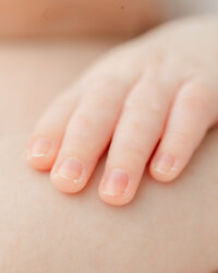 newborn baby fingers