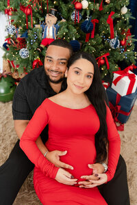 Gallery-2025_12-07 Christmas Minis Anelet 37-MSP-MSuarezPhotography
