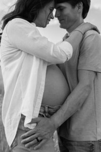 Boulder-Maternity-Portraits-Betasso-Preserve-60