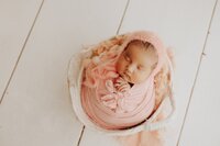 #alittlegoose #sacramentophotographer #folsomnewbornphotographer #rocklinnewbornphotographer #sacramentonewbornphotographer #newbornphotography#elkgrovenewbornphotographer #elkgrovebaby #newbornboy #newborngirl #newborn #newbornsession #newbornphotographerelkgrove #newbornphotographersacramento #サクラメント