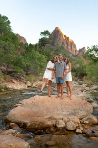 zion-national-park-same-sex-family-photographer-wild-within-us (14)