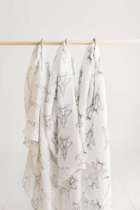 250418-LilPoshShop-APbrands03