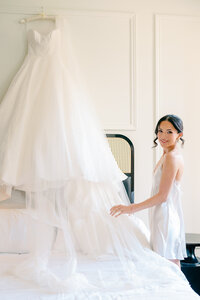 Reynoso-Clark-Bride-Getting-Ready-10