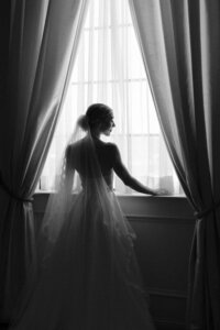 AshleyBridals-B&W-43(1)