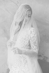 Kristen Weaver Photography Orlando Florida Destination Photographer Worldwide Wedding Editorial Fashion Inspired Clean Film Digital KWP Soft Classic 0323