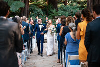 Wedding-Couple-Ceremony-Nestldown
