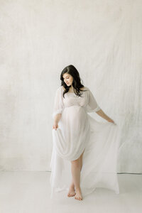 Dallas maternity photographer, best Frisco maternity photographer, DFW maternity portrait studio, maternity photography near me Flower Mound, maternity photos near me