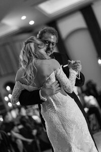 A+K-FIRST-DANCES0101