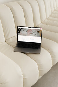 Vowstead hONEYBOOK moCKUP