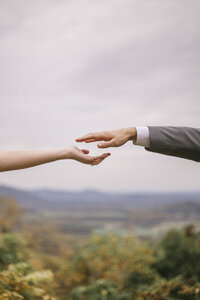 Aly & Ben - Lydia Mountain Lodge - Amative Creative -337