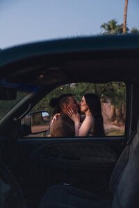 Capture precious moments with expert posing and picturesque locations for your engagement and couple photoshoot - Allie Knulls Photography. Book now!