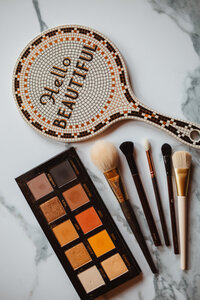 makeup-application-studio-odara