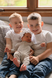 Relaxed-in-home-newborn-photographer-milwaukee-wisconsin-165