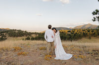 Boulder-Maternity-Portraits-Betasso-Preserve-95