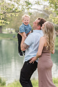 green-family-1115