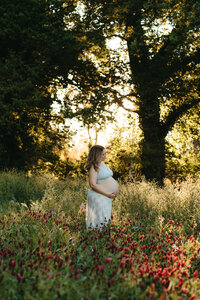 Maternity photography session in Christchurch among wildflowers