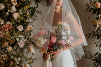 elegant bridal bouquet mexico