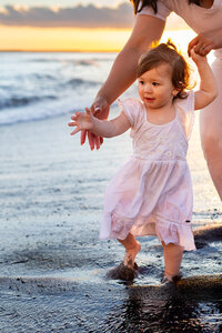 family-photoshoot-mallorca-neco-beach-eem 45