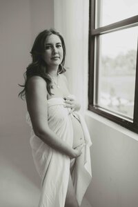 MichaelaMaternityBW-45