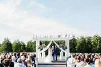 wedding-ceremony-pergola-outdoor-hubers