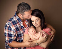 Cleveland, Akron & Canton in studio family newborn family images.