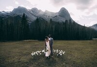 Craft your Banff elopement adventure with Allie Knulls Photography - from storytelling photographs to dream locations, create lasting memories together.