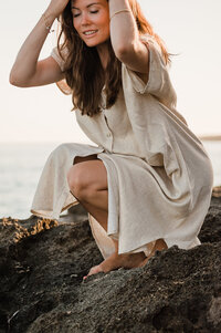 CAPTURING LIGHT - SARAH T-10