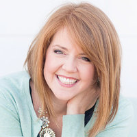 Katelyn James photographer with a Showit website