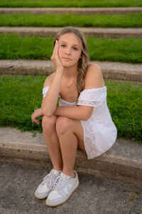 melmarie-photography-senior-photographer-Sussex-wi.jpg-105