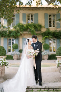 Wedding Officiant Celebrant in Provence-9