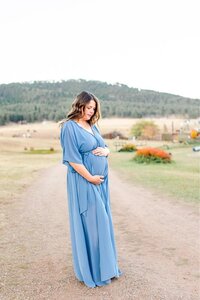 Sundance WY - Maternity Portrait Session--13