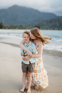 Sunset Splash Session Hanalei Bay Kauai Family Photographer-4