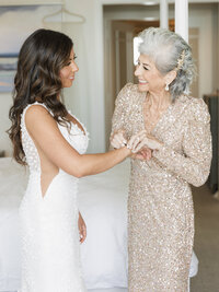 Bride with mom-3- Holly Sigafoos Photo
