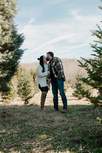 251220-GraceVictoriaPhoto-Kaycie-and-Kaleb-1918