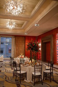 Boston Back Bay Wedding at Mandarin Oriental, Boston. Deborah Zoe Photography. Boston Wedding Photographer.