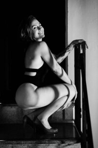 Boudoir experience studio on staircase