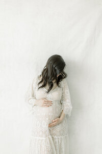 best Frisco maternity photographer, DFW maternity portrait studio, maternity photography near me Flower Mound, maternity photos near me